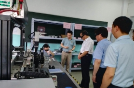 熱烈歡迎湖北省科技廳領(lǐng)導(dǎo)來公司視察指導(dǎo)工作